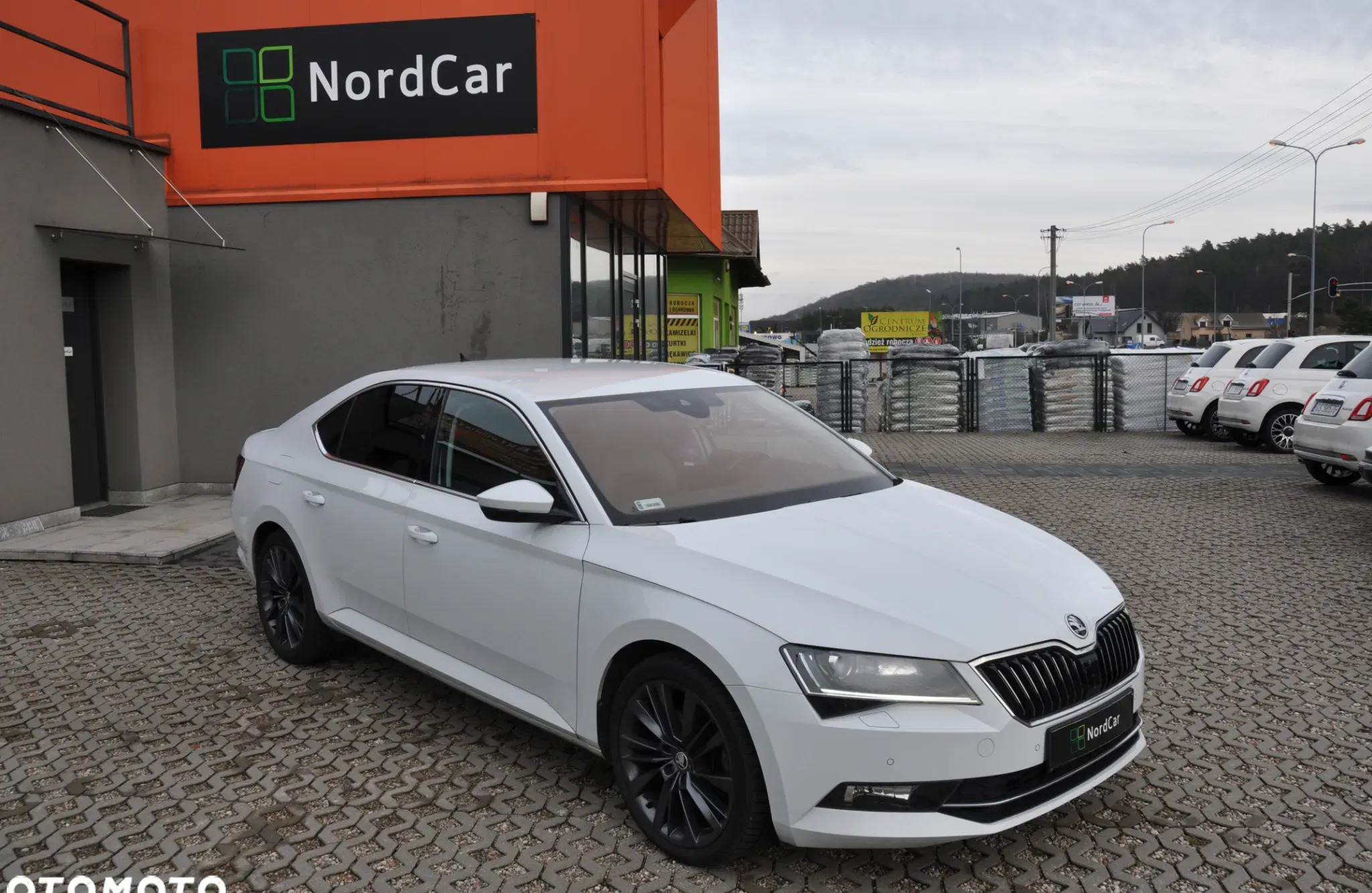 samochody osobowe Skoda Superb cena 88000 przebieg: 65410, rok produkcji 2019 z Głogów